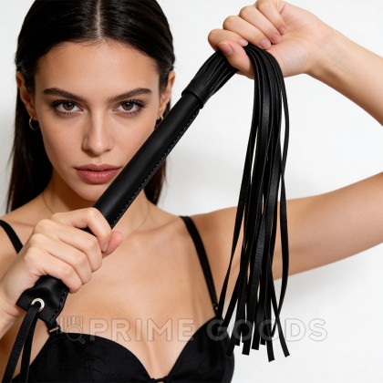 Флоггер из искусственной кожи с черной рукоятью от sex shop primegoods фото 8