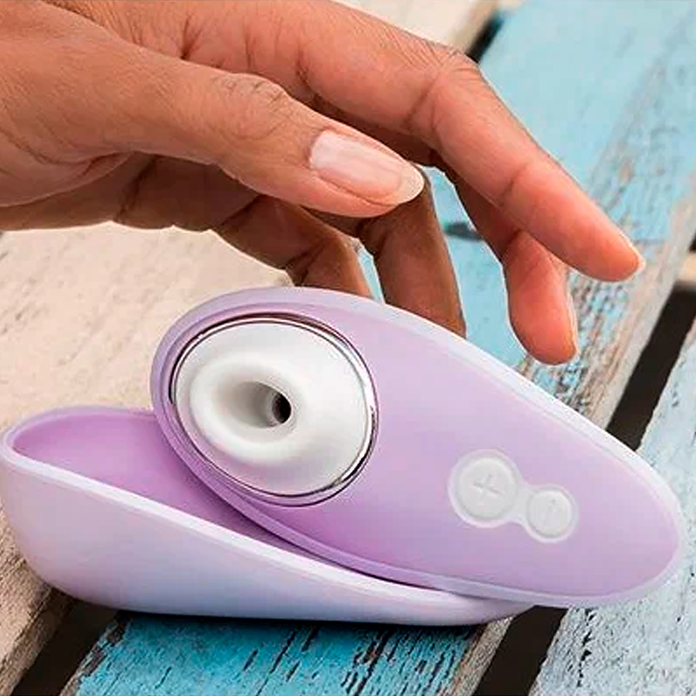 Бесконтактный вакуумный стимулятор клитора Womanizer Liberty сиреневый